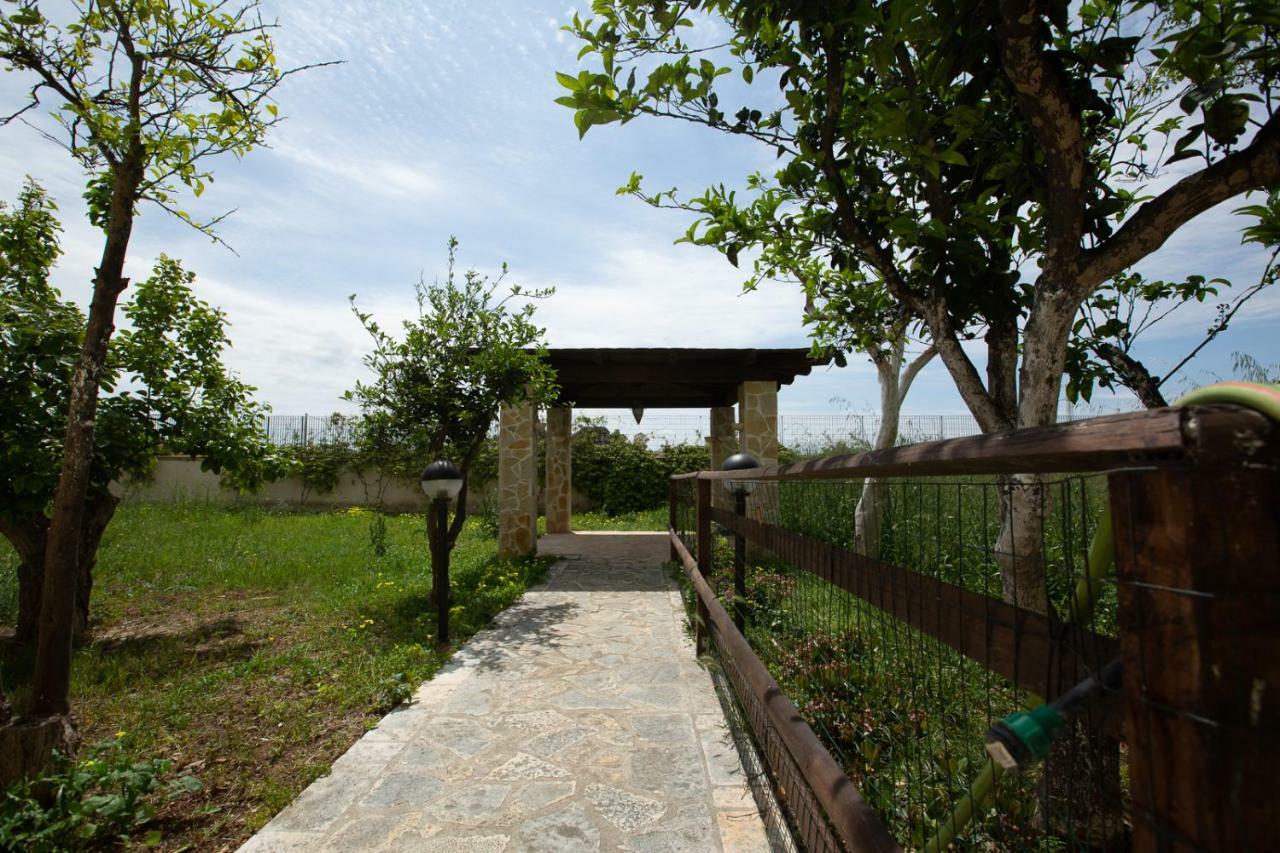 Villa Adele B&B Μπρίντιζι Εξωτερικό φωτογραφία